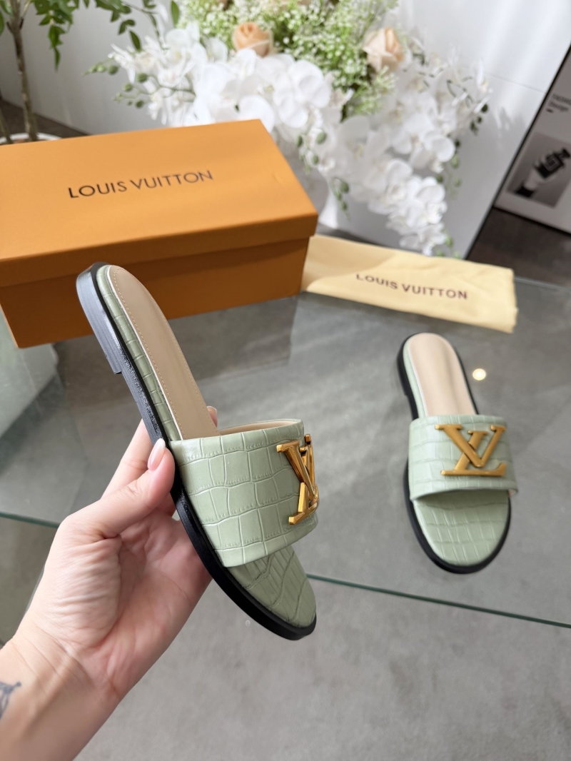 l0vis Vvtt0n slippers